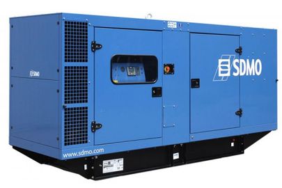 SDMO J220C2 в шумозащитном кожухе