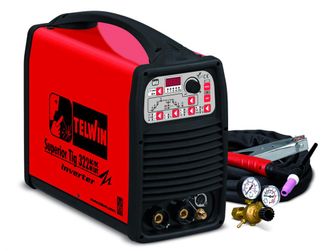 Telwin SUPERIOR TIG 322 AC/DC HF/LIFT + TIG ACC Telwin SUPERIOR TIG 322 AC/DC HF/LIFT + TIG ACC