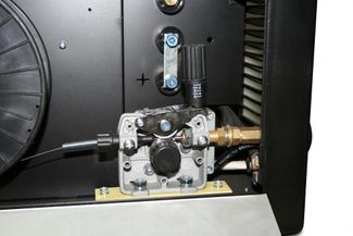 Triton ALUMIG 200 SPULSE SYNERGIC Triton ALUMIG 200 SPULSE SYNERGIC